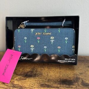 New Betsey Johnson Blue Denim Flowers Wallet Clutch Wristlet Large Spring Daisy